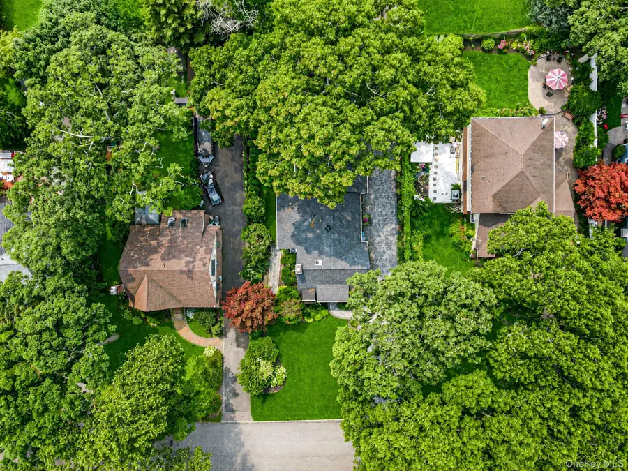 527 Brooklyn Boulevard, Brightwaters, NY 11718 - #3