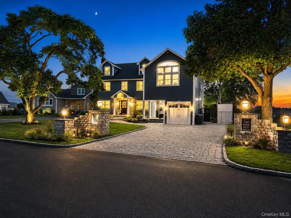 230 W Islip Road, West Islip, NY 11795 - #1