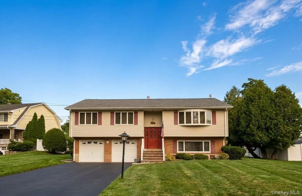 32 Van Zandt Drive, Pearl River, NY 10965 - #1