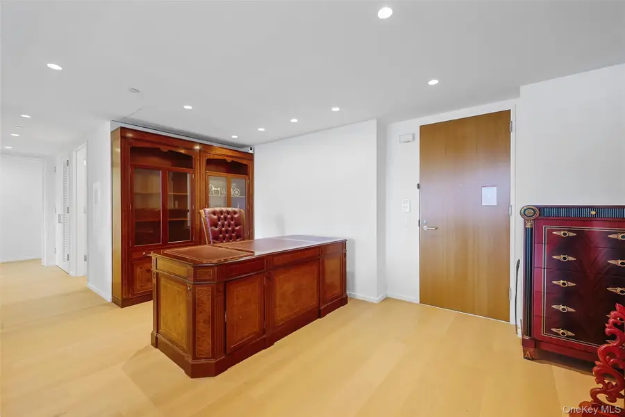 685 1st Avenue #31F, Manhattan, NY 10016 - #2