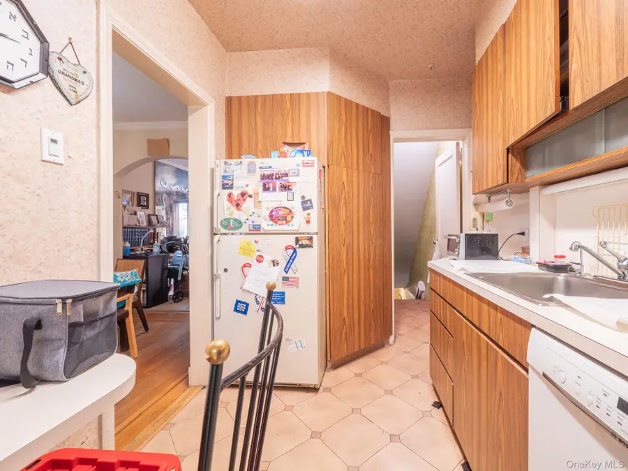 9530 67th Avenue, Rego Park, NY 11374 - #2