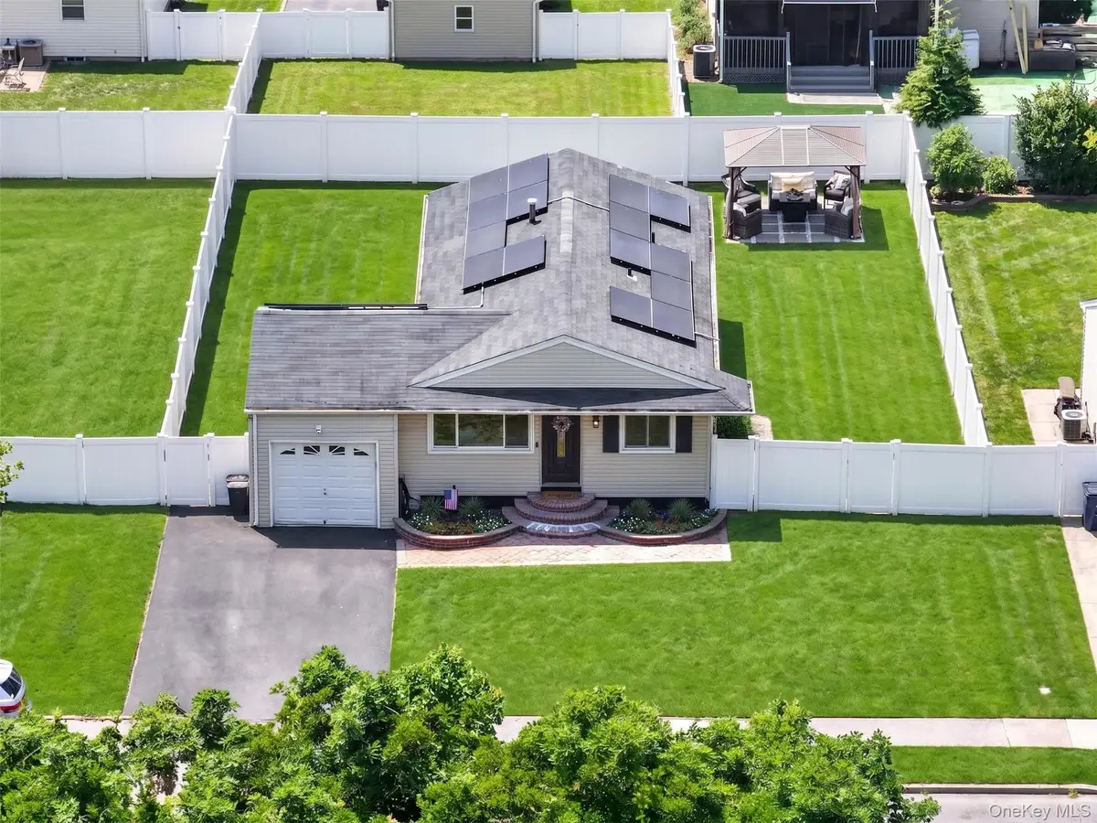 50 Lantern Street, Huntington, NY 11743 - #1