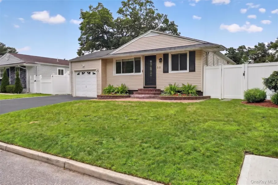 50 Lantern Street, Huntington, NY 11743 - #2