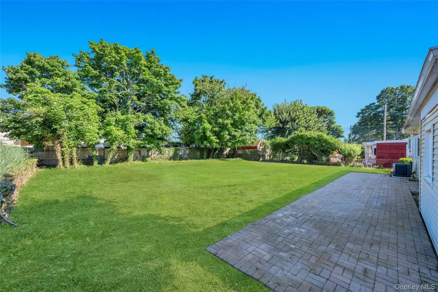 3 Colony Drive, West Sayville, NY 11796 - #3