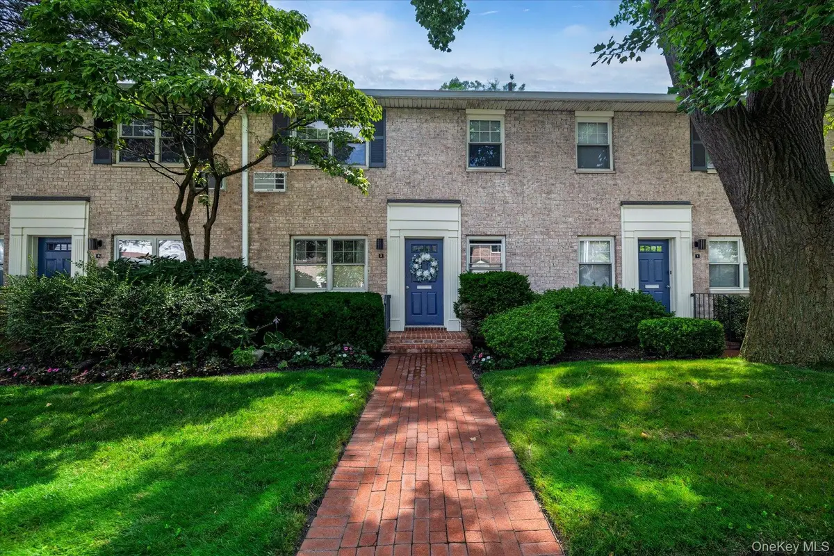3 N. Lewis Place #3-2.4 B, Rockville Centre, NY 11570 - #1