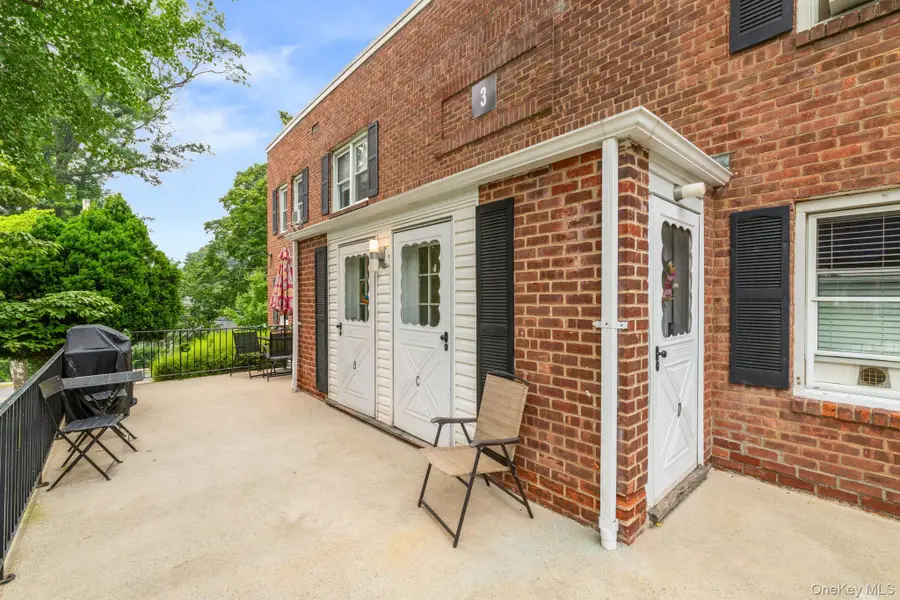 120 N Broadway #3C, Irvington, NY 10533 - #3