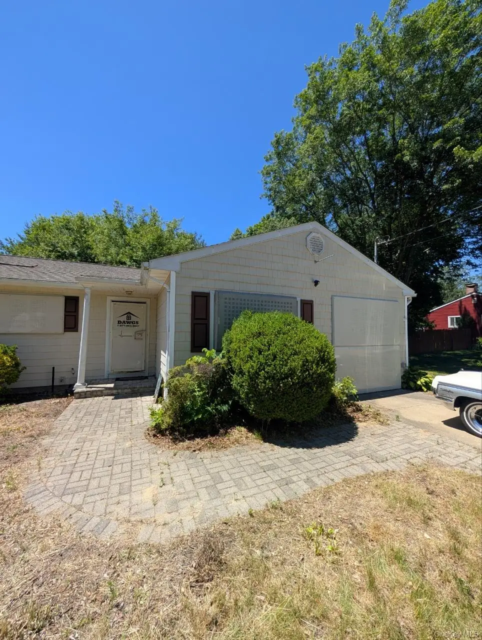 16 Thomas Street, Coram, NY 11727 - #1