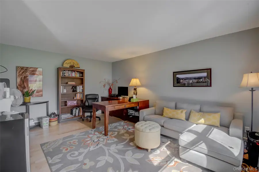 54 Clearview Circle, Hopewell Junction, NY 12533 - #2