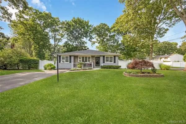 281 Thrift Street, Ronkonkoma, NY 11779
