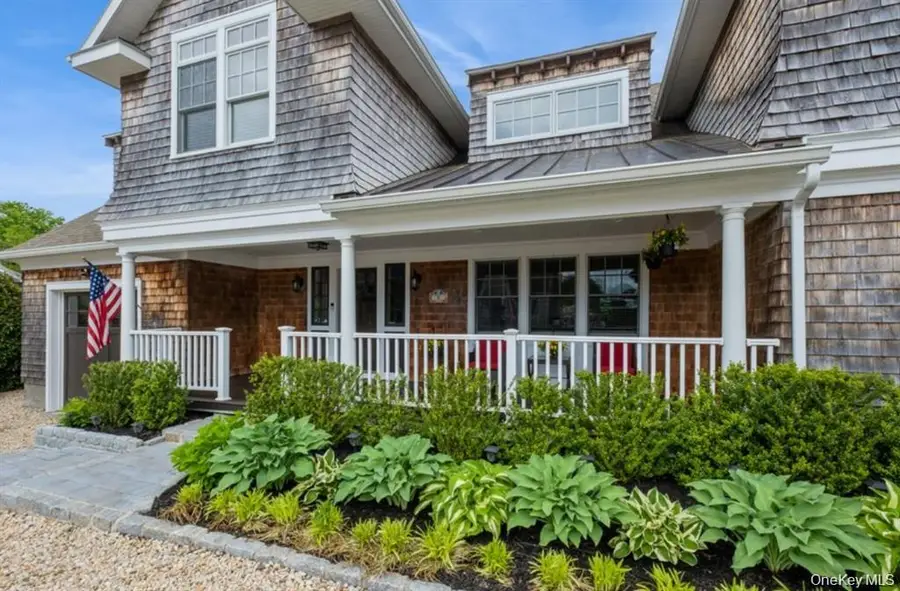 8 Hilltop Drive, Bayville, NY 11709 - #2