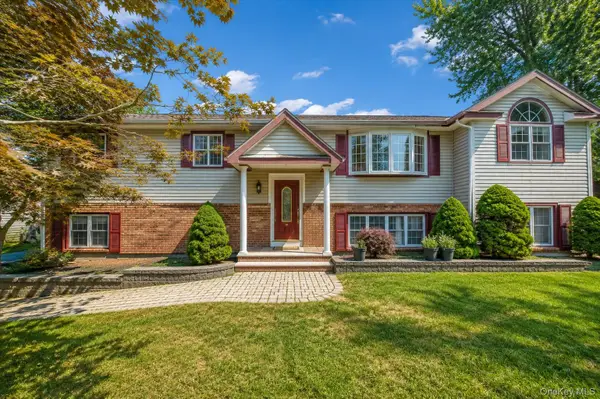 7 Briarwood Avenue, Monroe, NY 10950