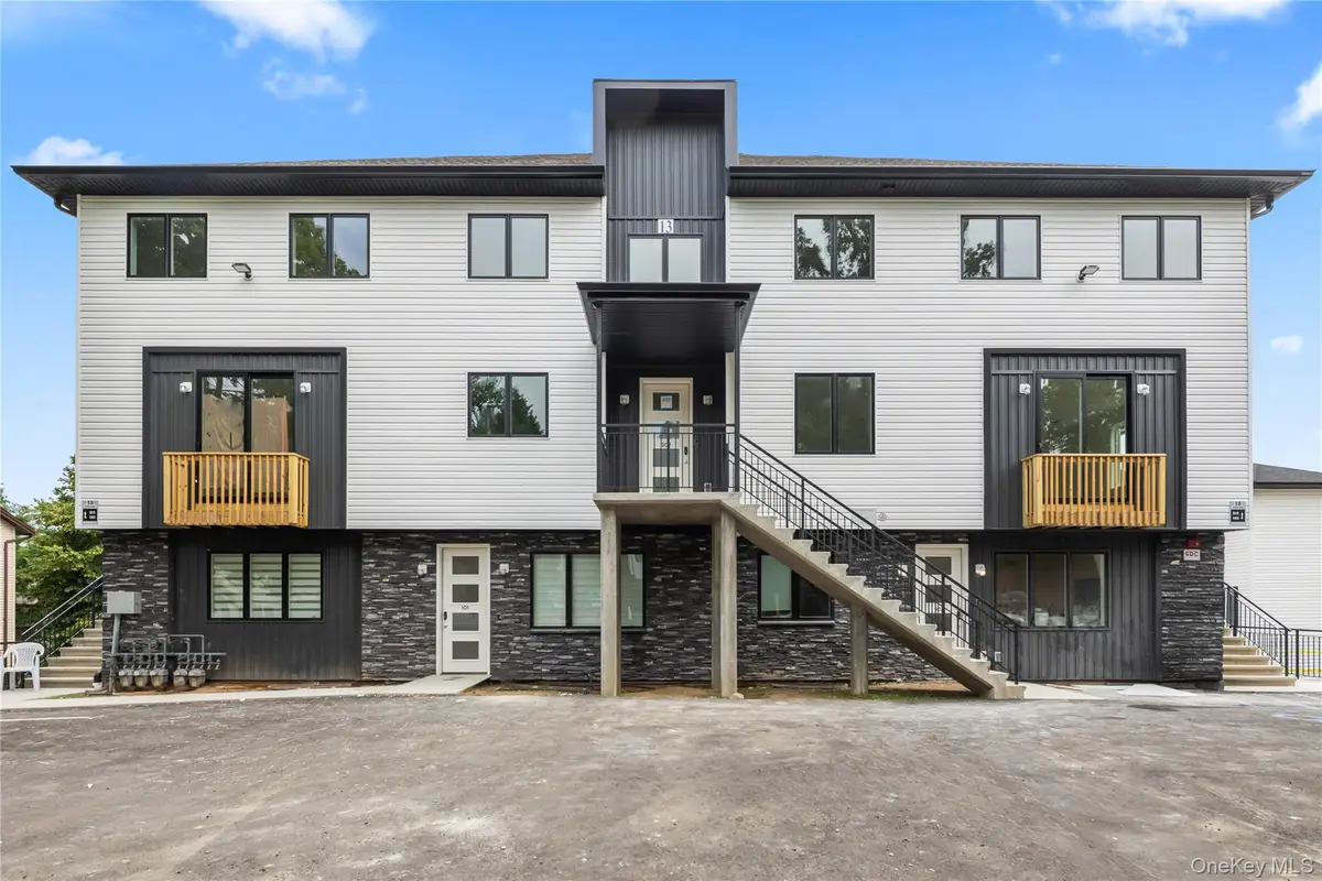 13 Gwen Lane #202, Monsey, NY 10952 - #1