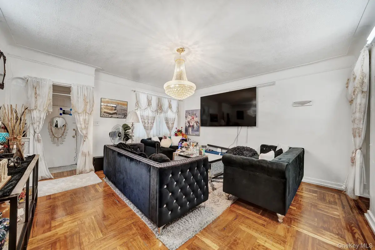 1029 Wheeler Avenue, Bronx, NY 10472 - #1