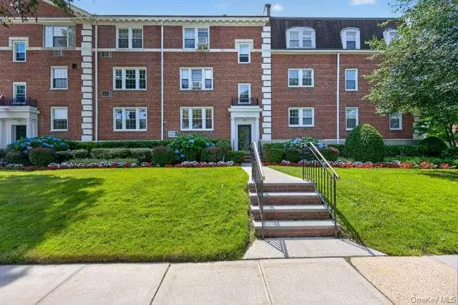 22 Hamilton Place #H3, Garden City, NY 11530 - #1
