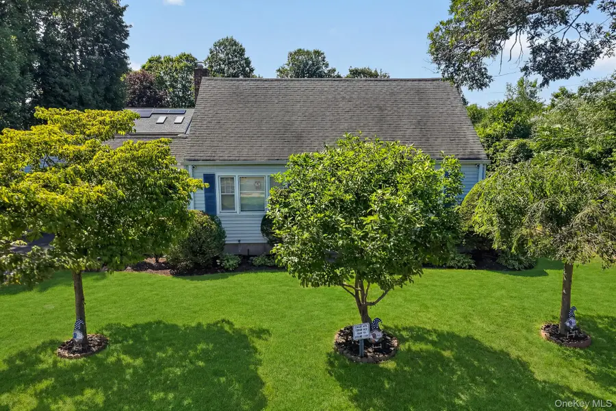 1547 Walt Whitman Road, Melville, NY 11747 - #3