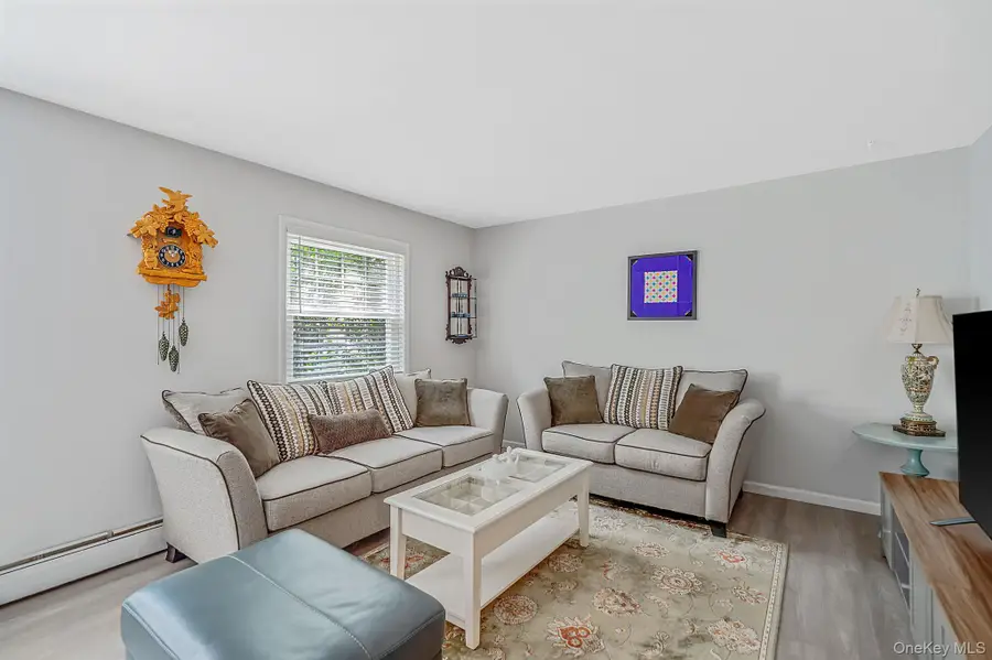 460 Old Town Road #3G, East Setauket, NY 11776 - #3