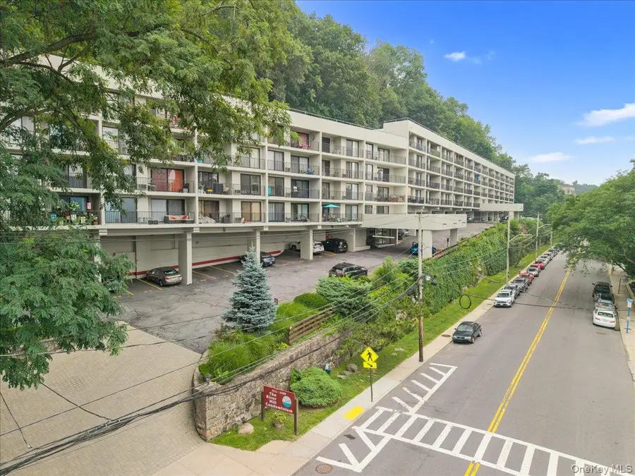 1116 Warburton Avenue #2J, Yonkers, NY 10701 - #2
