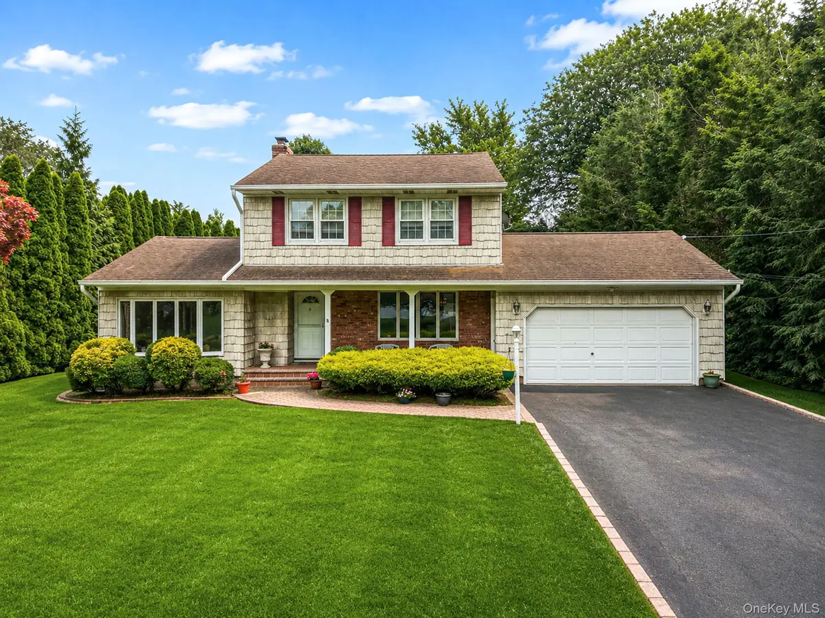 15 Buhl Lane, East Northport, NY 11731 - #1