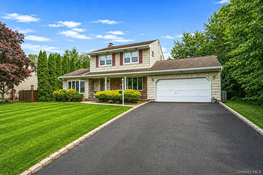 15 Buhl Lane, East Northport, NY 11731 - #3