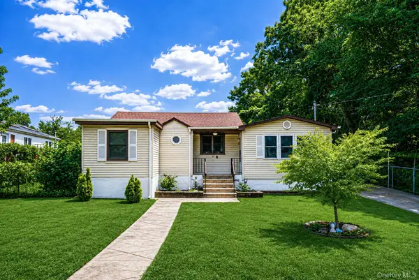 67 Bullard Street, Mastic, NY 11950