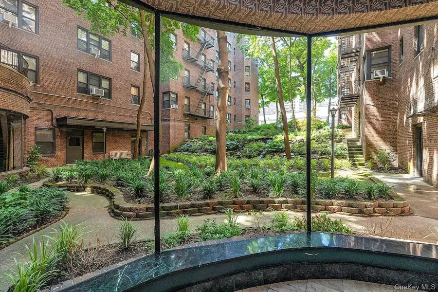 69-10 Yellowstone Boulevard #505, Forest Hills, NY 11375 - #2