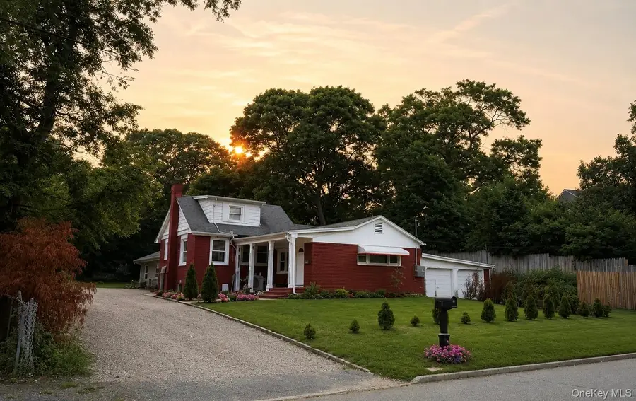 71 11th Avenue, Huntington Station, NY 11746 - #3