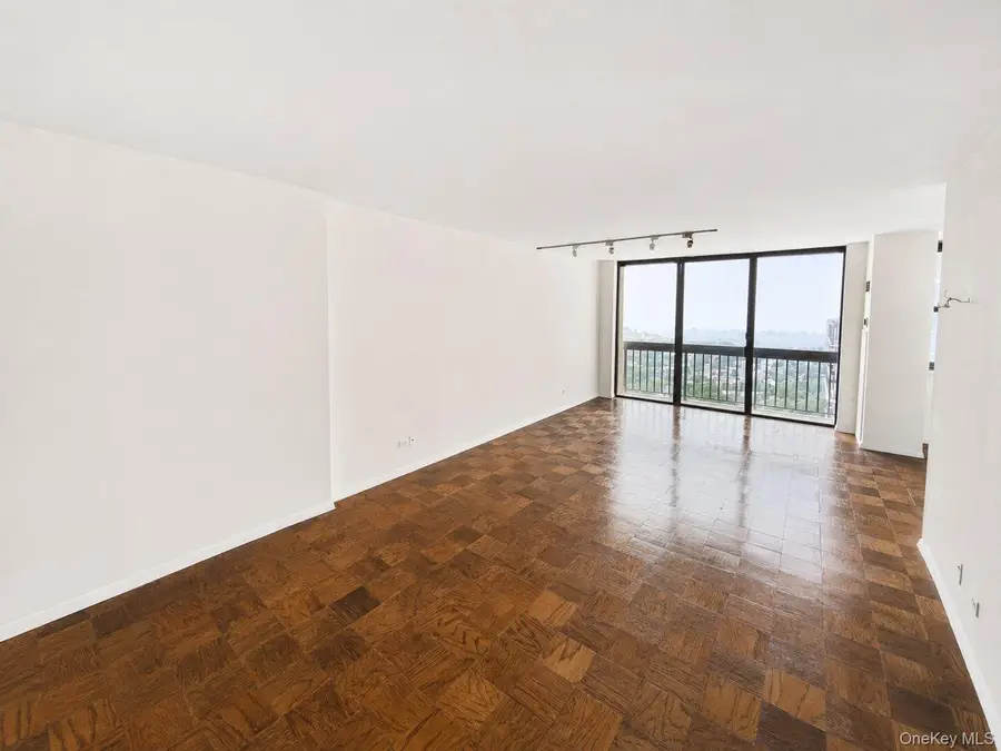 27010 Grand Central Parkway #17A, Queens, NY 11005 - #2