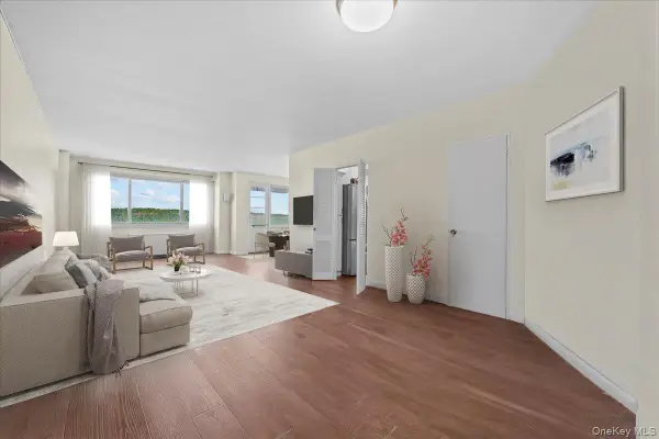 2621 Palisade Avenue #12C, Bronx, NY 10463
