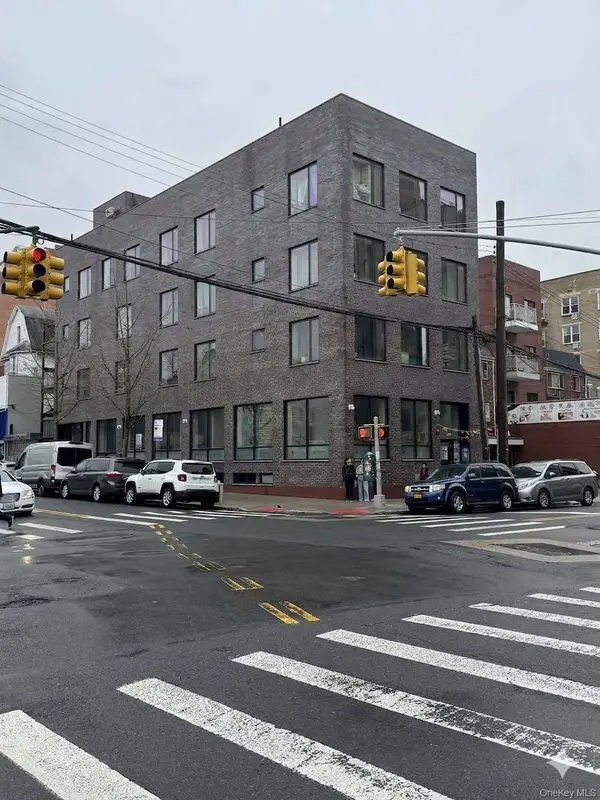 42-08 Bowne Street #2C, Flushing, NY 11355