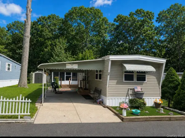 658-H8 Sound Avenue, Calverton, NY 11933