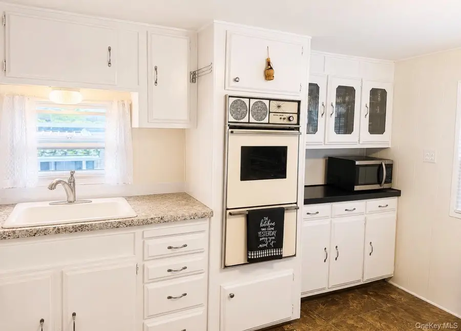658-H8 Sound Avenue, Calverton, NY 11933 - #3