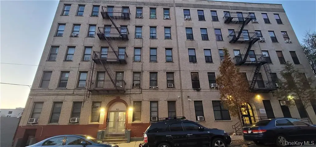 1103 W Franklin Avenue #20, Bronx, NY 10456 - #1