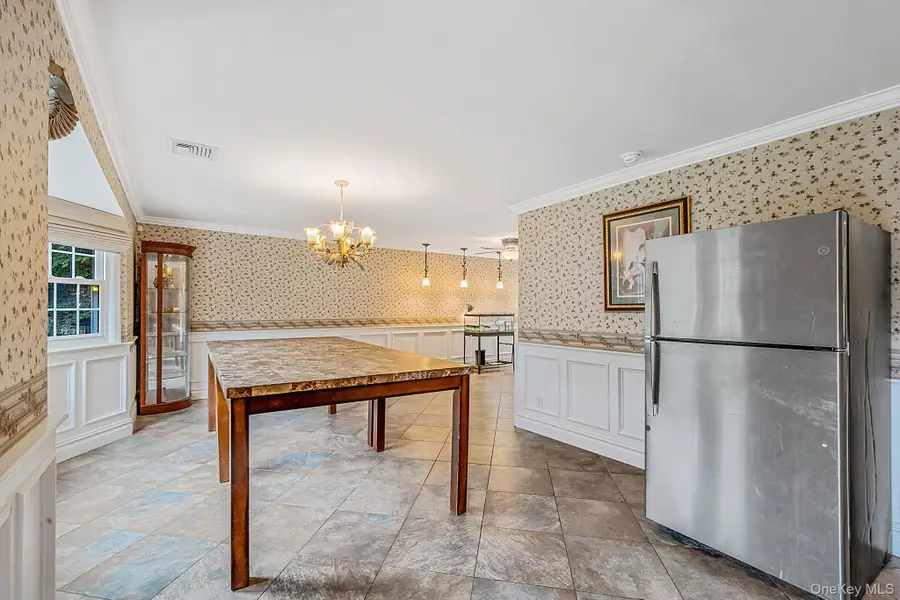 35 Scout Trail, Ridge, NY 11961 - #3