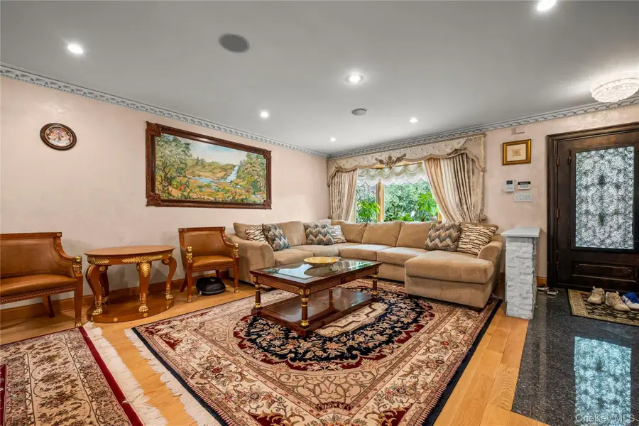 108-42 64th Road, Forest Hills, NY 11375 - #3