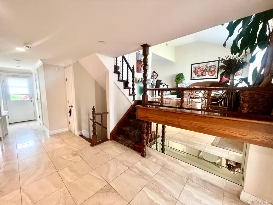 912 Whitehall Drive, North Woodmere, NY 11581 - #2