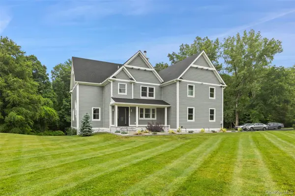 15 Somers Hills Road, Carmel, NY 10512