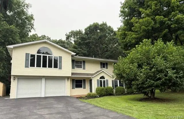 143 Pineview Avenue, Bardonia, NY 10954 - #1