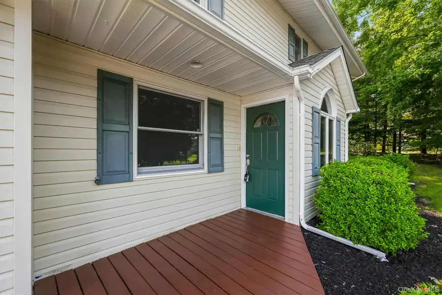 143 Pineview Avenue, Bardonia, NY 10954 - #3