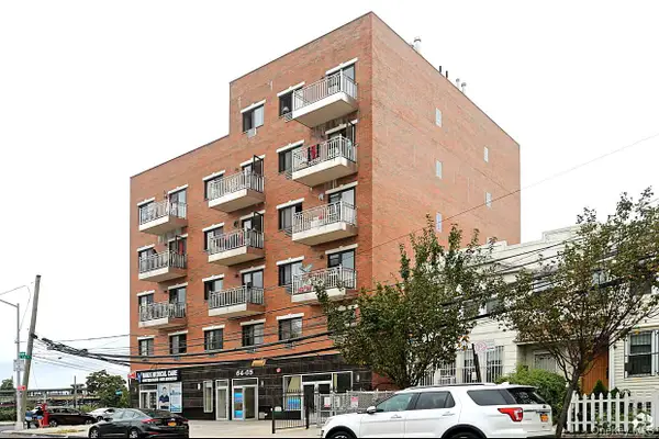 64-05 Woodside Avenue #4E, Woodside, NY 11377