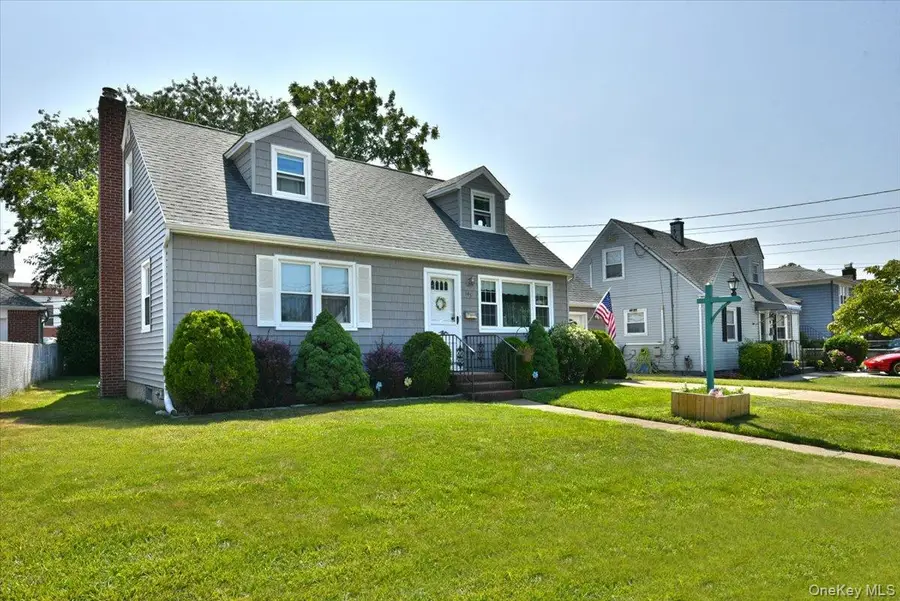 145 Benedict Avenue, Valley Stream, NY 11580 - #2