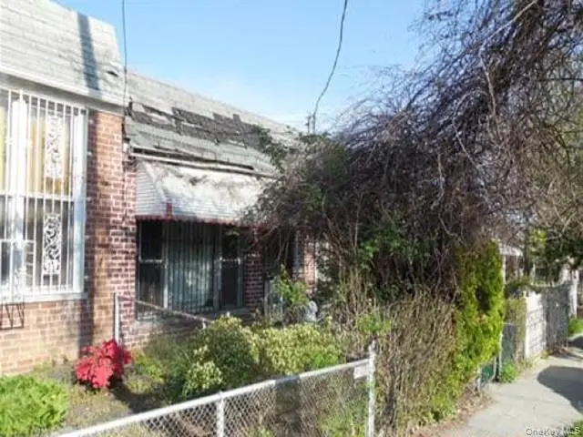 3342 Gunther Avenue, Bronx, NY 10469 - #2