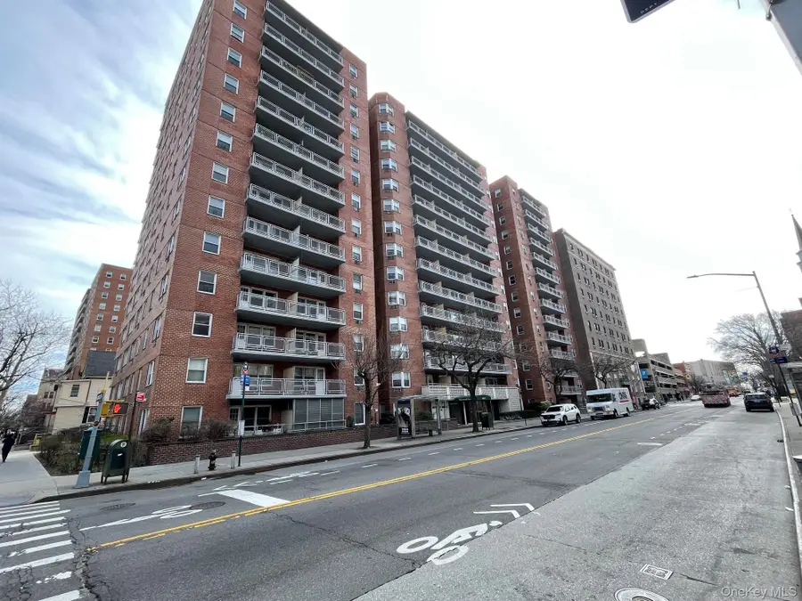 89-15 Parsons Boulevard #7D, Jamaica, NY 11432 - #2