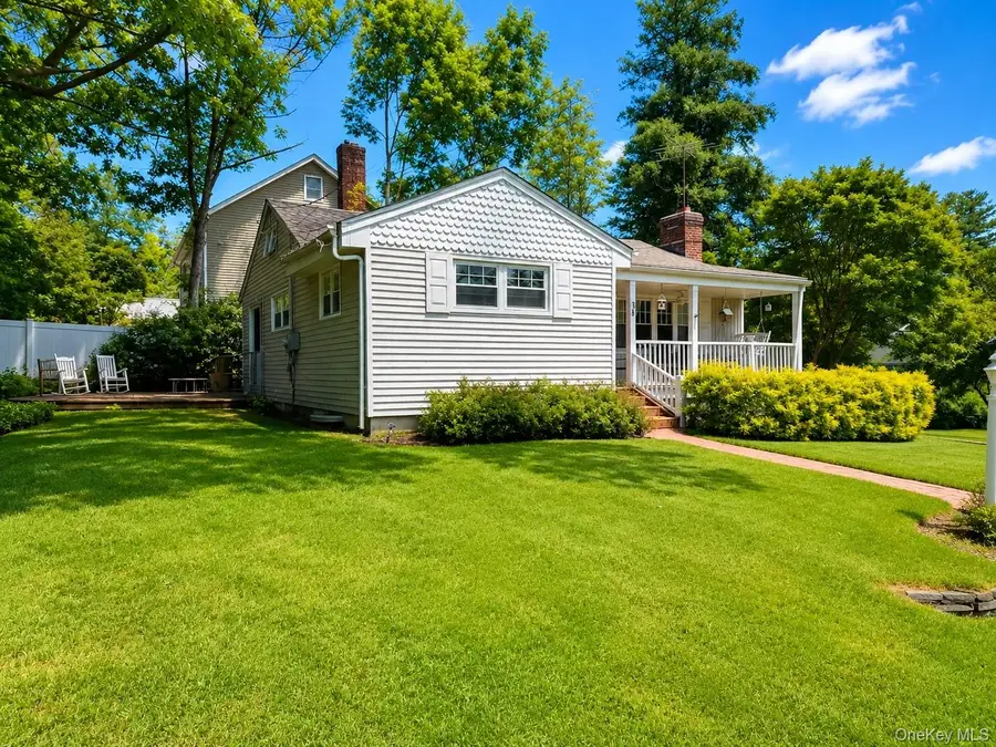 38 Hill Drive, Glen Head, NY 11545 - #3