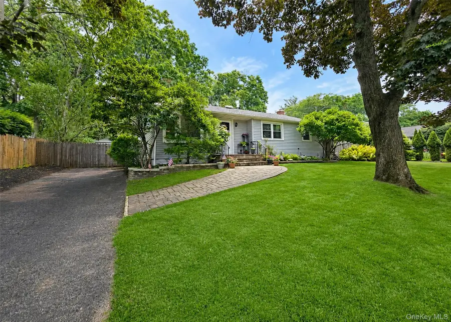 17 Beech Road, Rocky Point, NY 11778 - #2