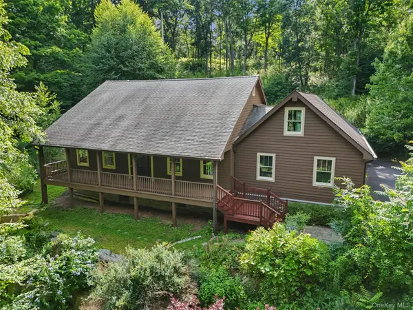 39 Miller Hill Woods Court, Carmel, NY 10512