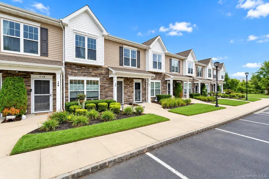 178 Ashley Court, Central Islip, NY 11722 - #2