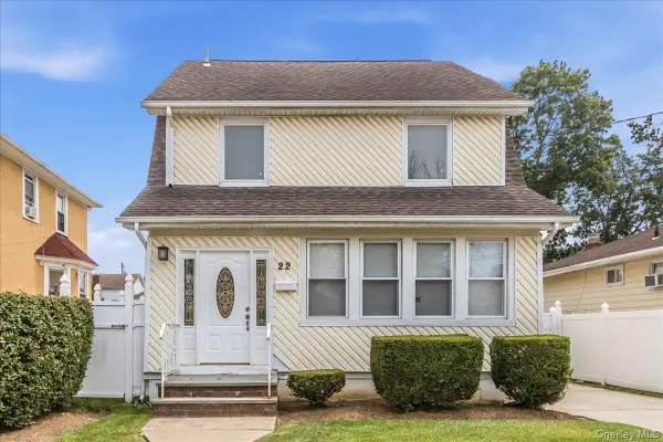 22 Homan Boulevard, Hempstead, NY 11550