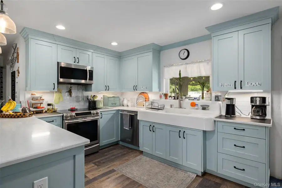 101 Blacksmith Road E, Levittown, NY 11756 - #2
