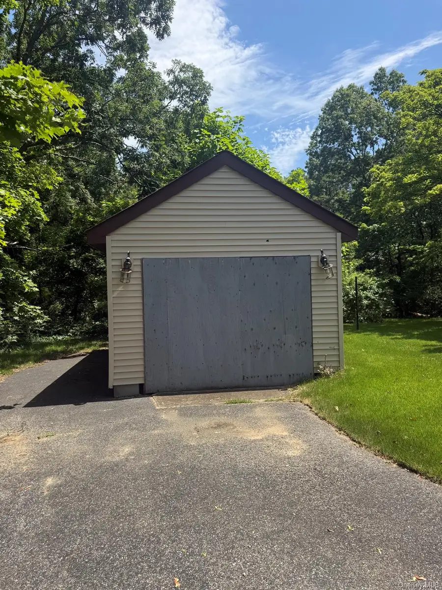235 Mount Vernon Avenue, Medford, NY 11763 - #2