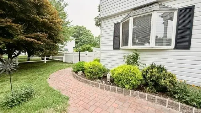 37 Hampton Avenue, Mastic, NY 11950 - #2